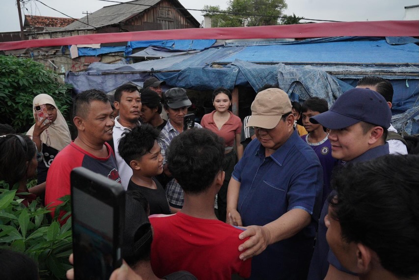 Prabowo Subianto Susuri Permukiman Kumuh Bantaran Rel di Senen. (Foto/Tim Media Presiden)