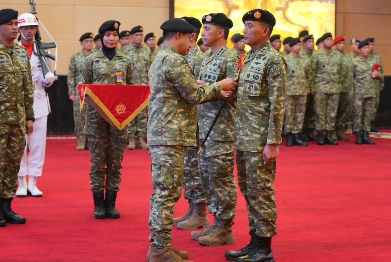 Panglima TNI Agus Subiyanto Pimpin Upacara Sertijab. (Foto/Istimewa)