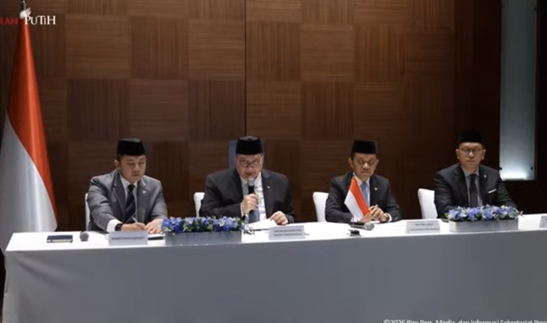 Pemerintah umumkan WFH ASN setiap hari Jumat, berlaku 1 April 2026. (BeritaNasional/YT BPMI Setpres)