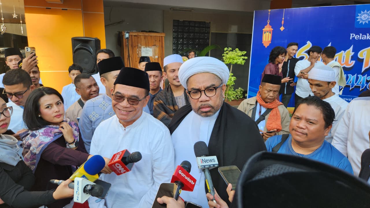 Penasihat Khusus Presiden bidang Haji Muhadjir Effendy (kiri). (BeritaNasional/Panji)