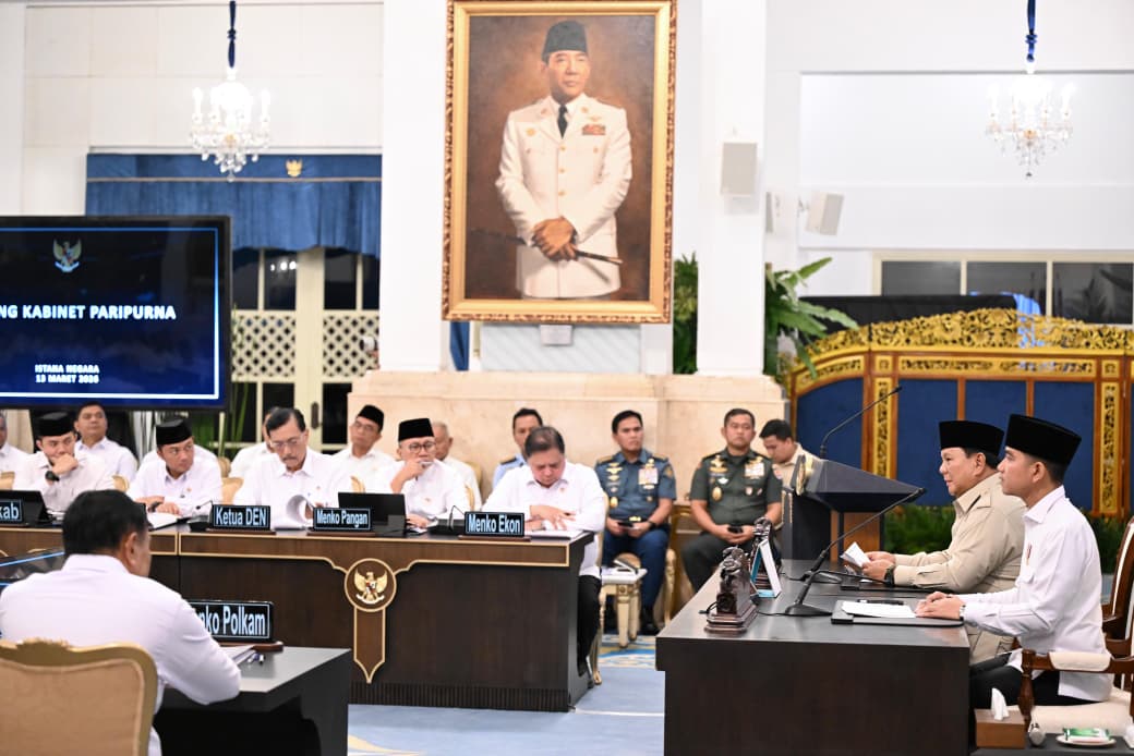 Presiden Prabowo pimpin sidang kabinet paripurna di istana Jakarta. (BeritaNasional/Setpres)