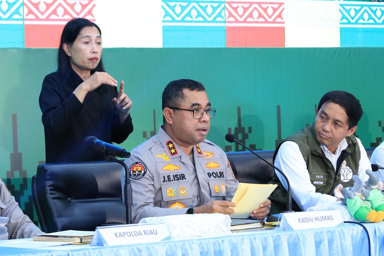 Kadiv Humas Mabes Polri Irjen Pol Johnny Edizzon Isir. (BeritaNasional/Bachtiarudin)