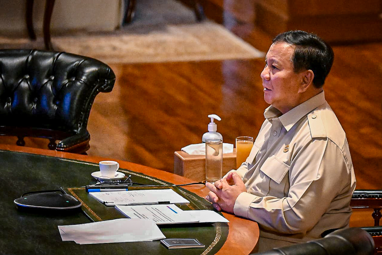 Prabowo Gelar Ratas Virtual Bahas Penyesuaian Kebijakan Ekonomi dan Energi. (Foto/BPMI Setpres)