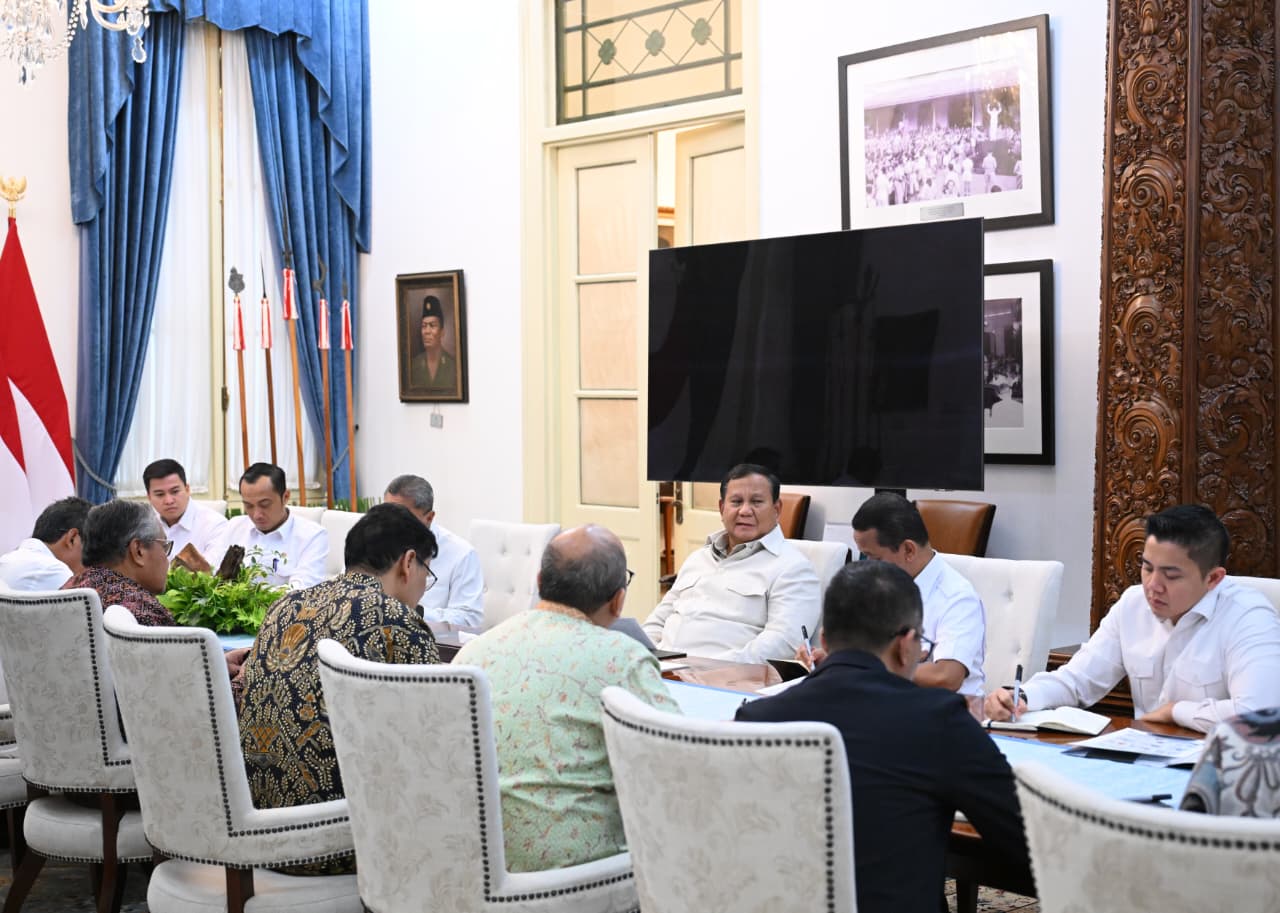 Presiden Prabowo Subianto memimpin Ratas Kabinet terkait Lebaran 2026. (BeritaNasional/BPMI Setpres)