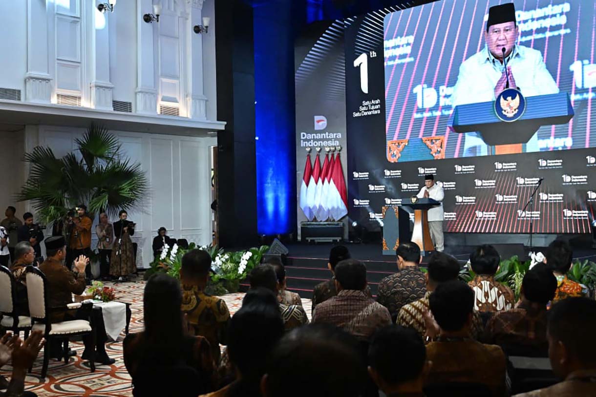 Presiden Prabowo Subianto memberi sambutan saat menghadiri tasyakuran HUT Ke-1 Badan Pengelola Investasi (BPI) Danantara di Wisma Danantara, Jakarta, Rabu (11/3/2026).  (Biropers)