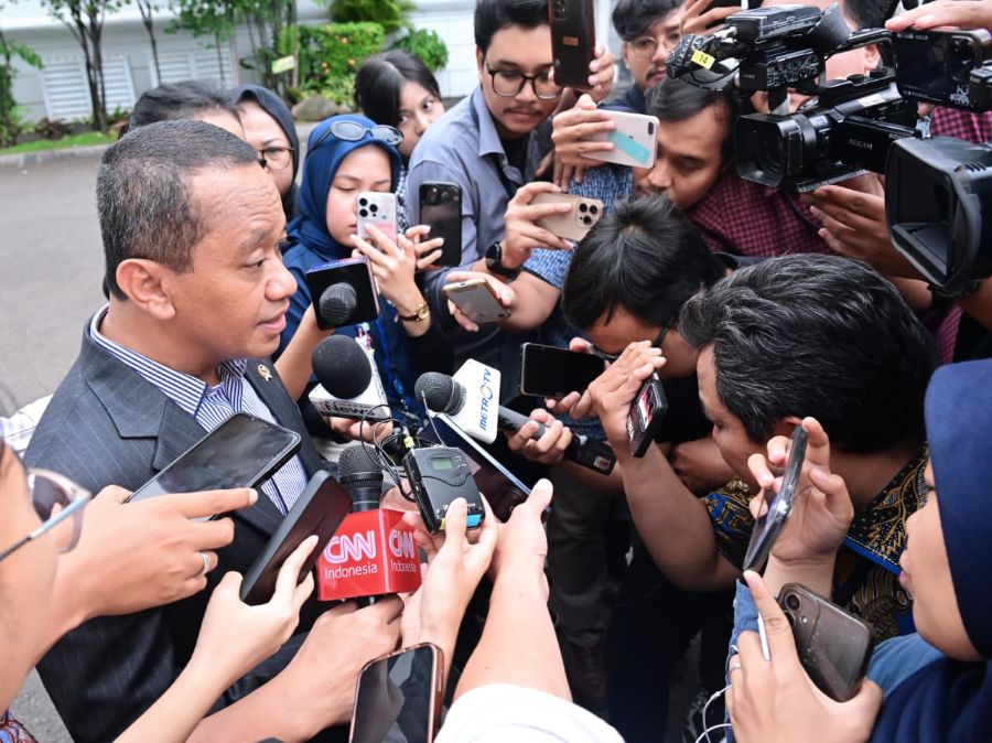 Menteri Energi dan Sumber Daya Mineral Bahlil Lahadalia ke Istana Merdeka, Jakarta, pada Kamis (12/3/2026). (Foto/doc. Sekretariat Presiden)