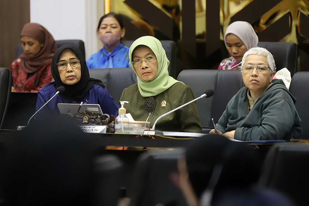 Badan Legislasi (Baleg) DPR menggelar rapat dengar ppendapat umum membahas RUU PPRT. (BeritaNasional/Elvis Sendouw)