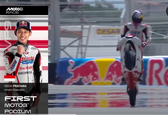 Pembalap muda Indonesia Veda Ega Pratama meraih podium ketiga dalam balapan Moto3 Brasil. (Foto/Dokumentasi Moto3)