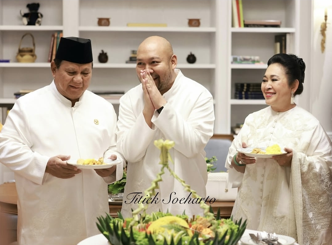 Momen Prabowo dan Titiek dalam perayaan ulang tahun Didit ke-42. (BeritaNasional/IG Titiek Soeharto)