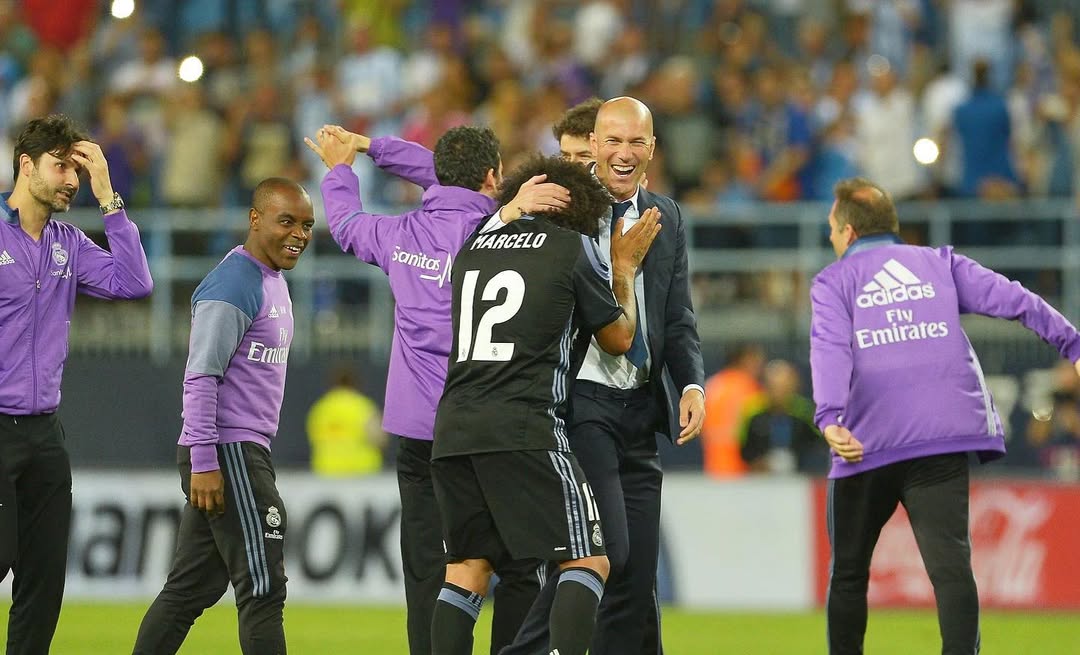 Zidane (kanan) Selangkah Lagi Jadi Pelatih Timnas Prancis. (Foto/instagram zidane).
