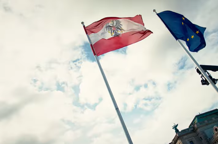 Bendera dan lambang Austria. (BeritaNasional/Austria Federal Ministry Defence)