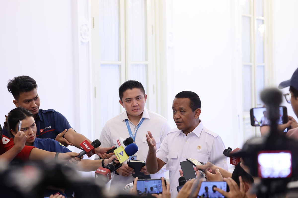 Menteri ESDM Bahlil Lahadalia saat memberikan keterangan. (Foto/Bakom RI).