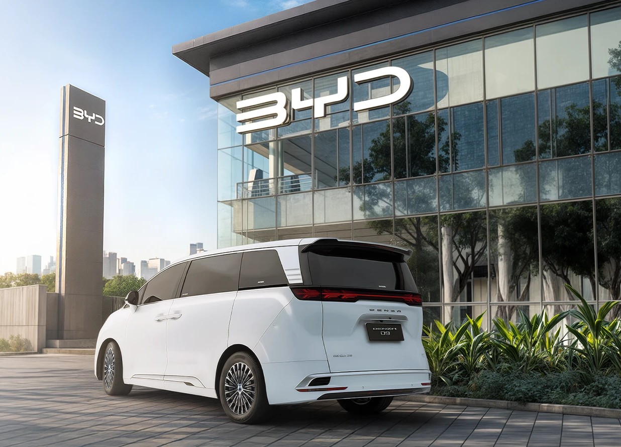 Merek mobil listrik mewah BYD Company, Denza. (BeritaNasional/Denza Indonesia)
