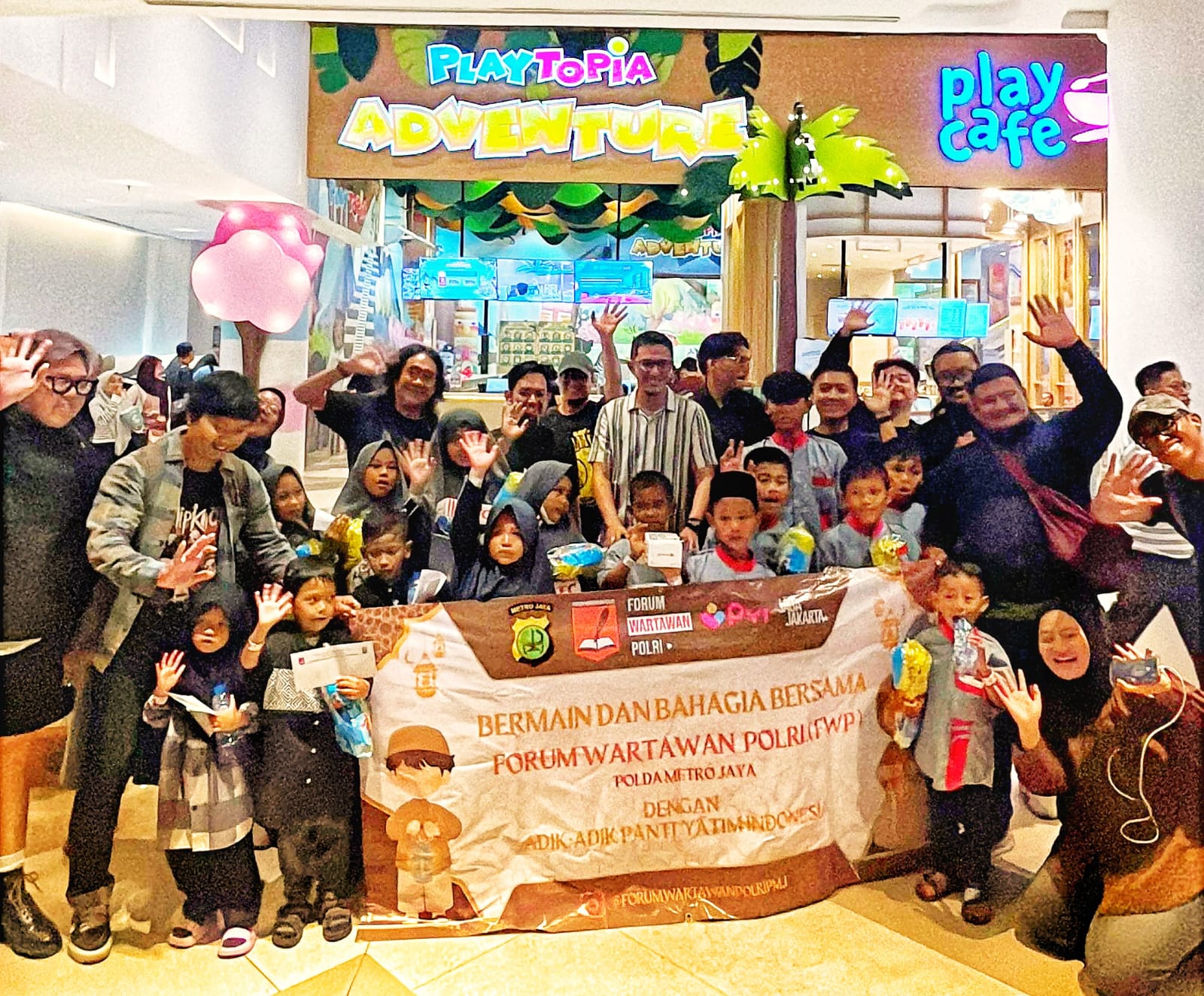 FWP Polda Metro Jaya Gelar Kegiatan Sosial. (Foto/FWP).