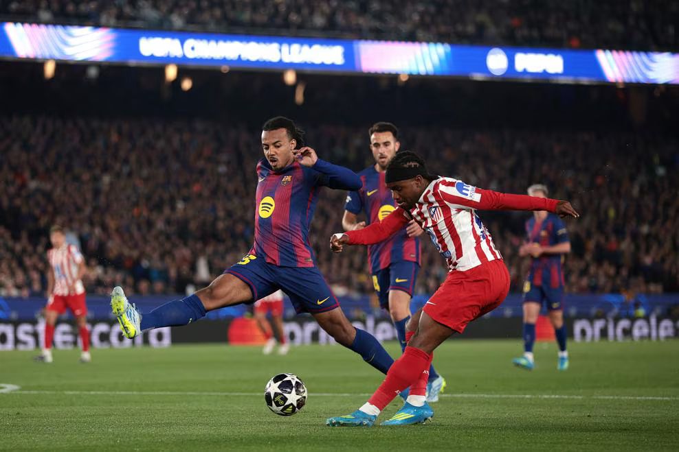 Pertandingan Barcelona vs Atletico Madrid. (Foto/uefa.com)