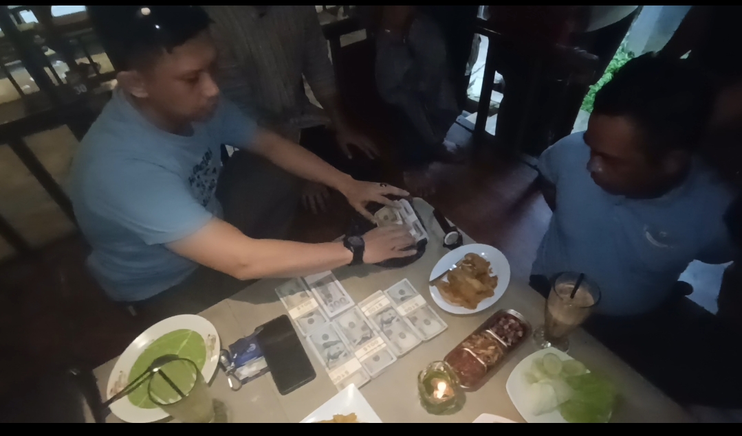 Bareskrim tangkap pelaku sindikat uang palsu Dolar AS. (Foto/Ist)