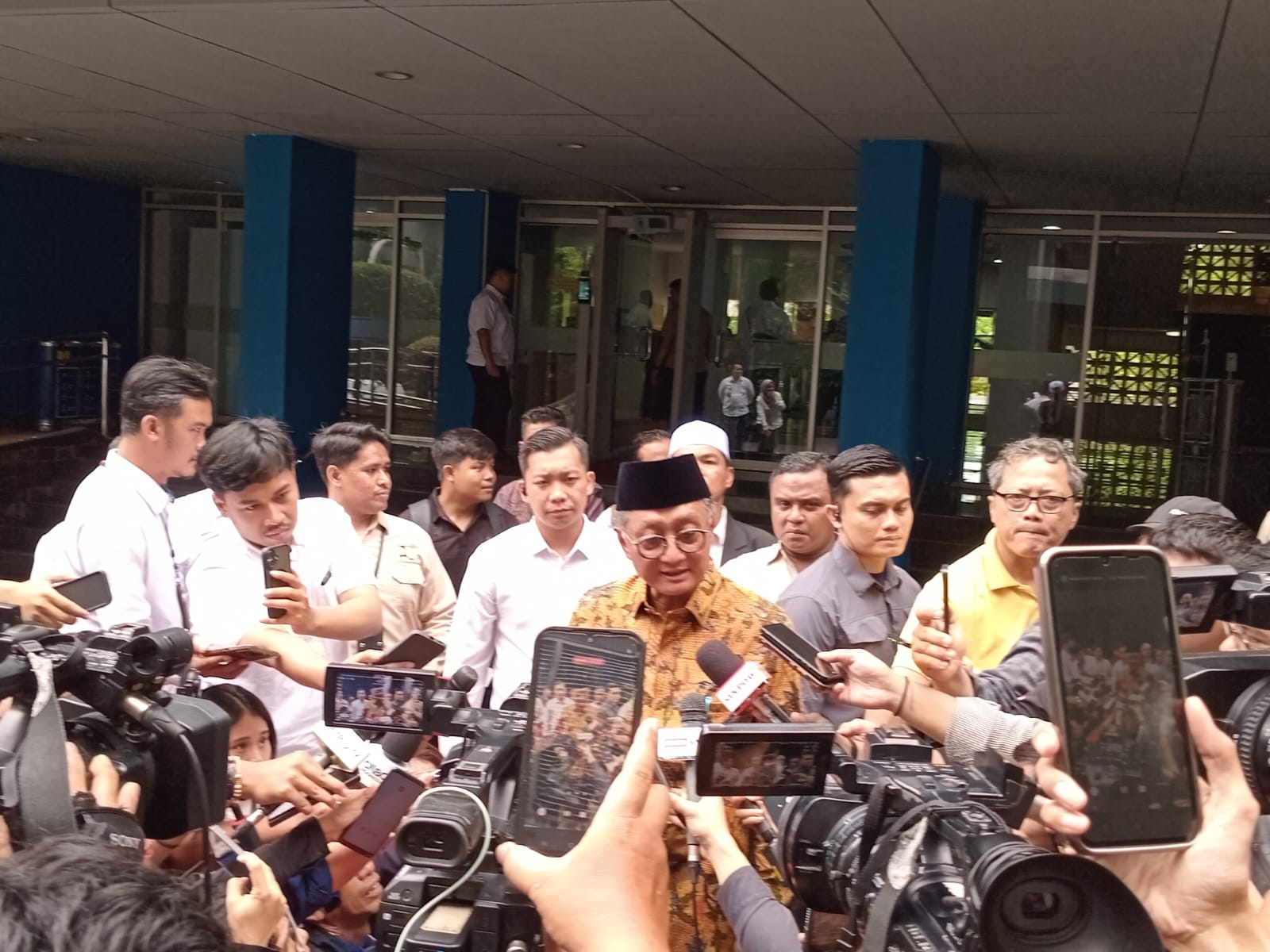 Menteri PU Dody Hanggodo sampaikan pernyataan penggeledahan di kementeriannya. (BeritaNasional/ami)