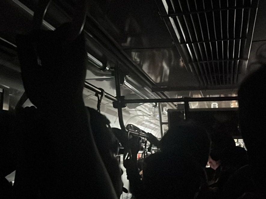 KRL Tanah Abang-Rangkasbitung Mendadak Berhenti. (Foto/istimewa)
