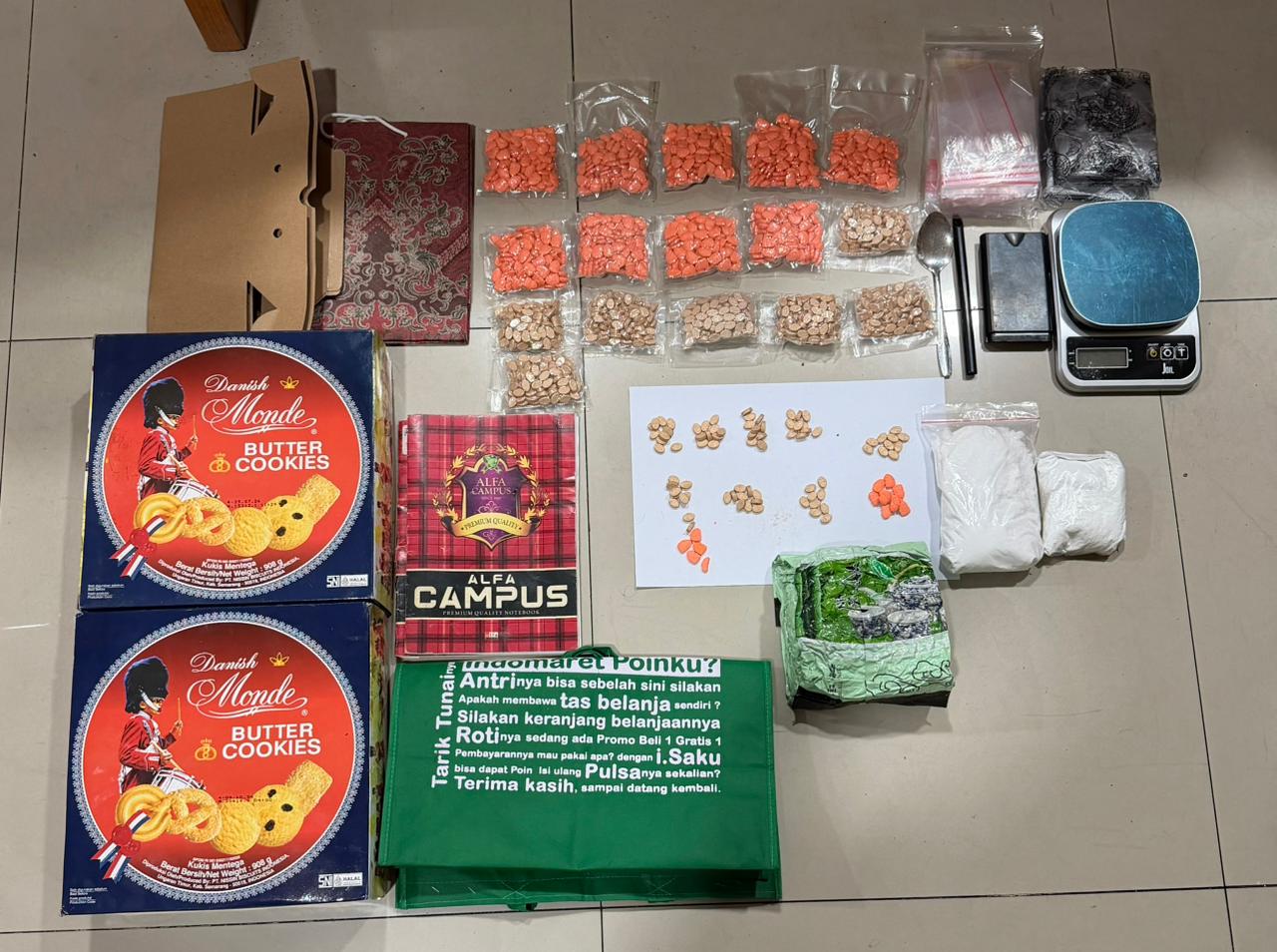 Barang bukti  sabu-sabu dan ekstasi. (Foto/Istimewa)