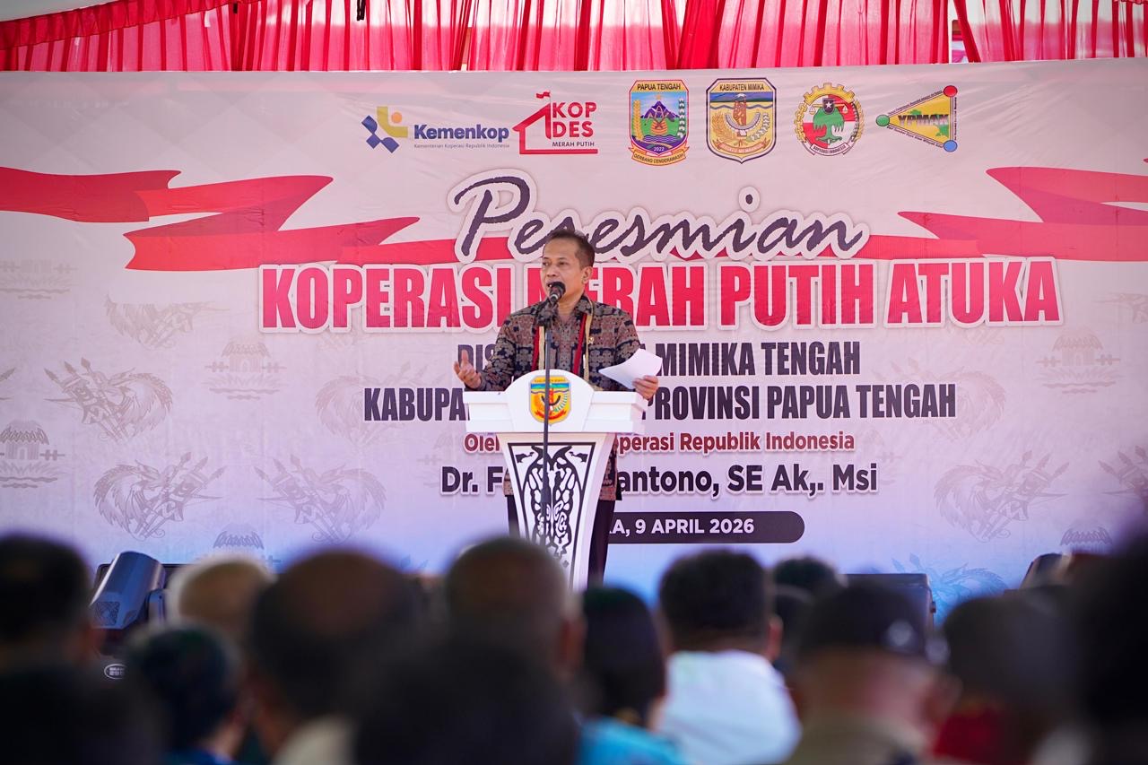 Menkop Resmikan Operasional Kopdes Merah Putih di Atuka Mimika Papua Tengah. (Foto/Kemenkop)