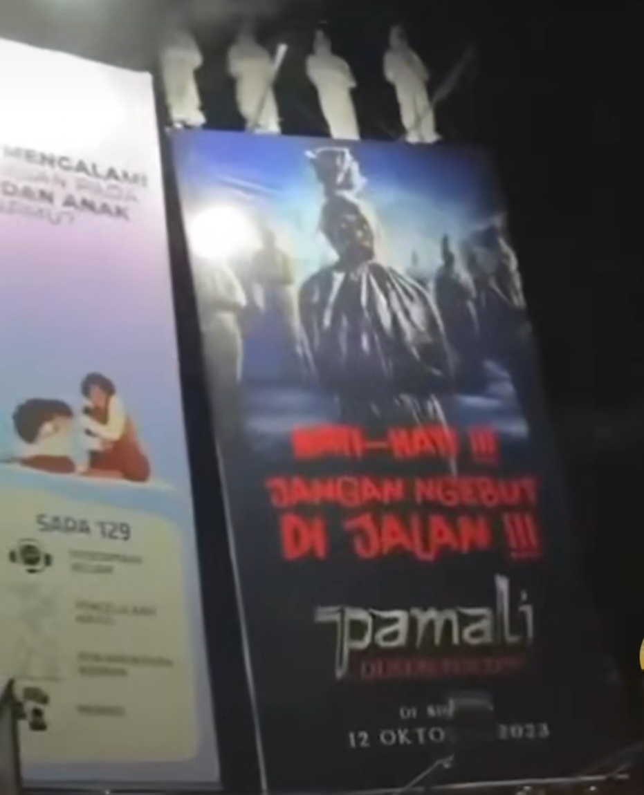 Salah satu banner iklan film horor. (BeritaNasional/tangkapan layar)