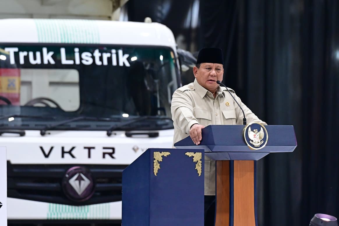 Presiden Prabowo Subianto dalam Peresmian Pabrik Perakitan Kendaraan Komersial Berbasis Listrik di Magelang, Jateng, Kamis (9/4/2026). (BeritaNasional/BPMI Setpres)
