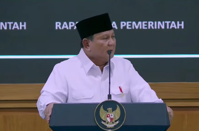 Presiden Prabowo Subianto dalam rapat kerja dengan pemerintah bersama anggota Kabinet Merah Putih, Rabu (8/4/2026). (Foto/tangkapan layar)
