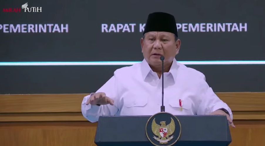 Presiden Prabowo Subianto dalam rapat kerja dengan pemerintah bersama anggota Kabinet Merah Putih, Rabu (8/4/2026). (Foto/tangkapan layar)