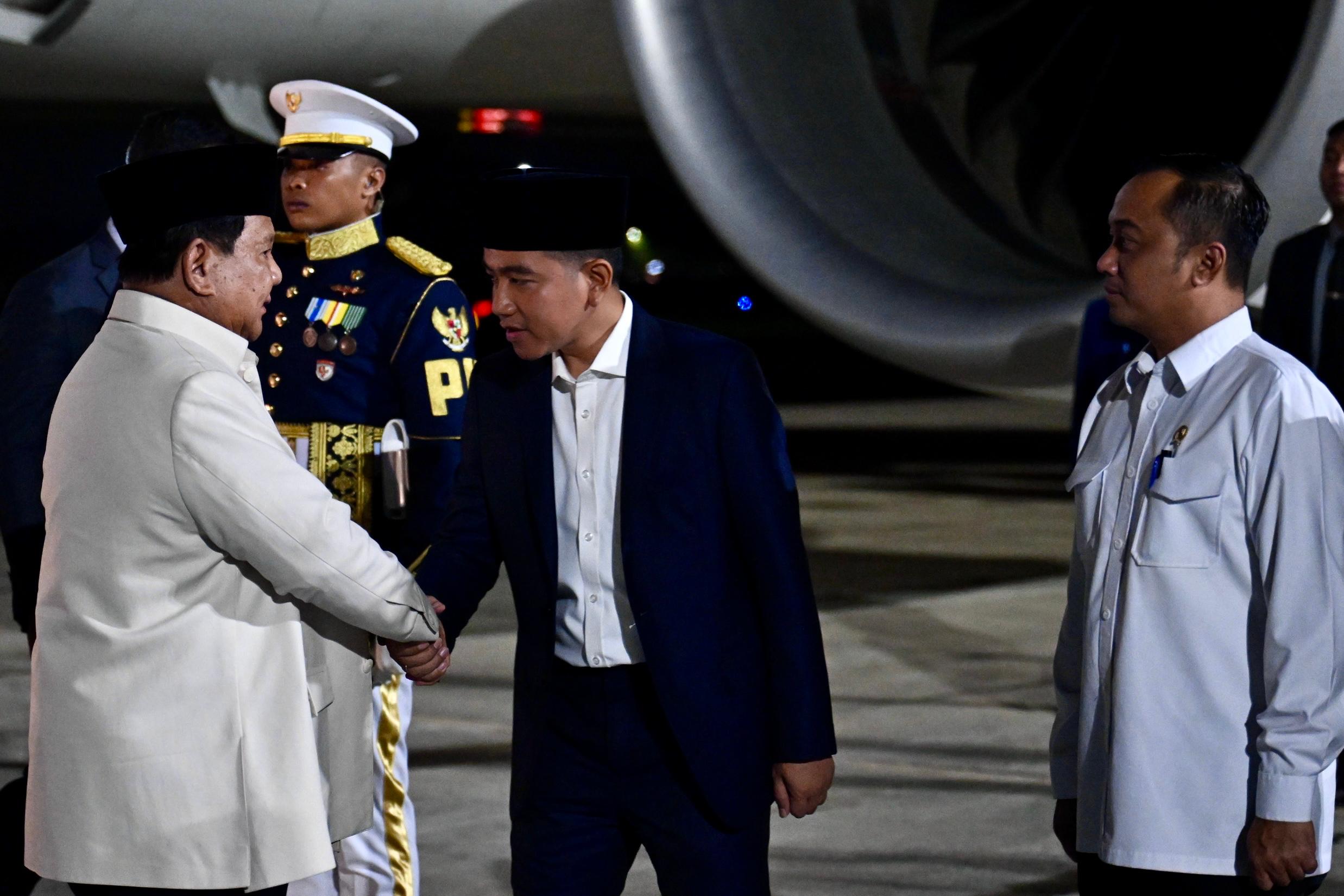 Momen Presiden Prabowo Subianto tiba di Tanah Air. (Foto/Sekretariat Presiden)