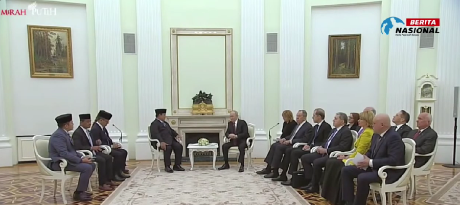 Momen pertemuan Presiden Prabowo dengan Presiden Rusia Vladimir Putin. (Foto/Tangkapan Layar)