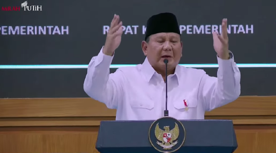 Presiden Prabowo Subianto dalam rapat kerja dengan pemerintah bersama anggota Kabinet Merah Putih, Rabu (8/4/2026). (Foto/tangkapan layar)