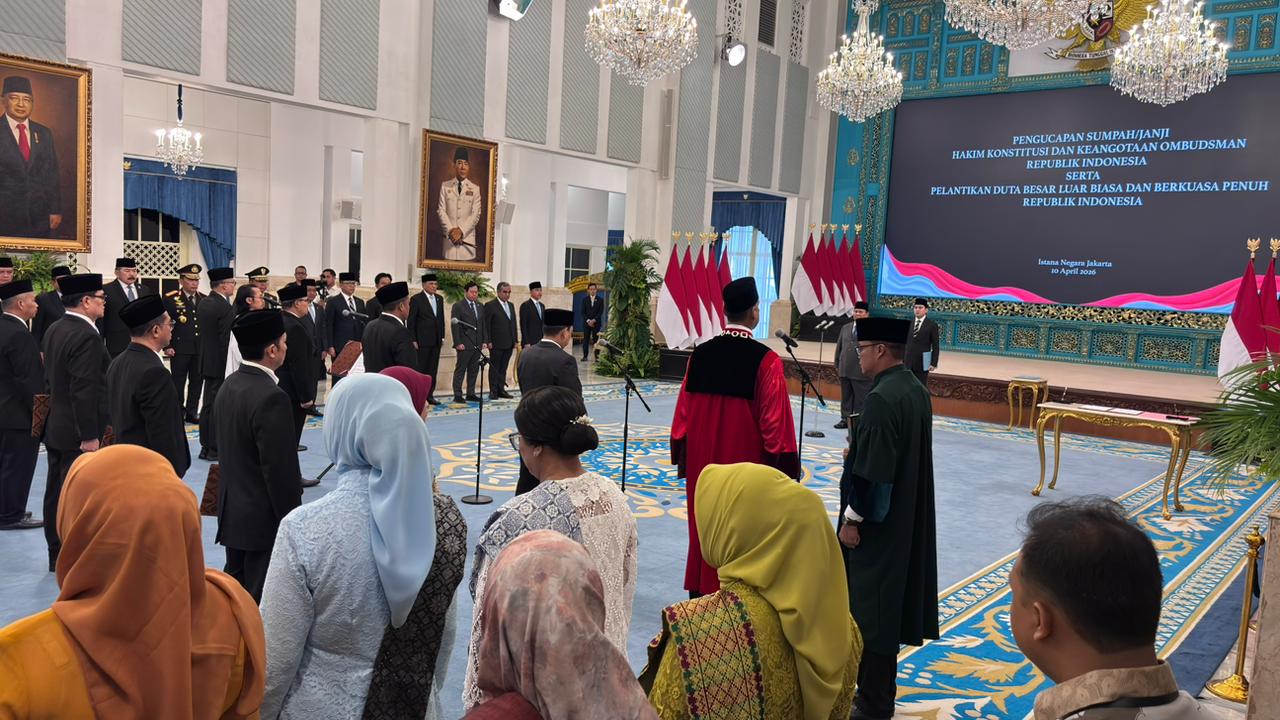 Prabowo Subianto Lantik Anggota Ombudsman RI 2026-2031 dan Dubes untuk Oman-Yaman. (BeritaNasional/Galuh).