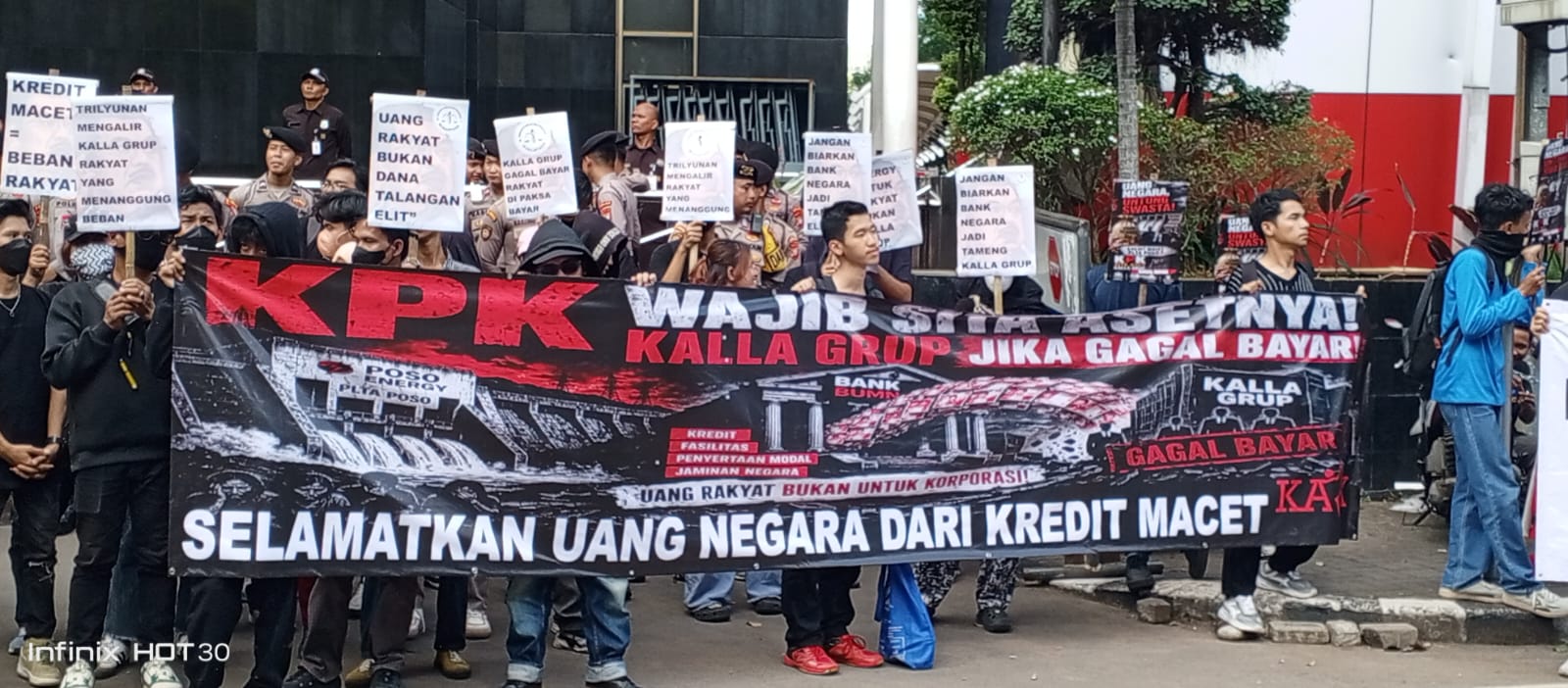 Massa aksi demo di depan KPK. (Foto/istimewa)