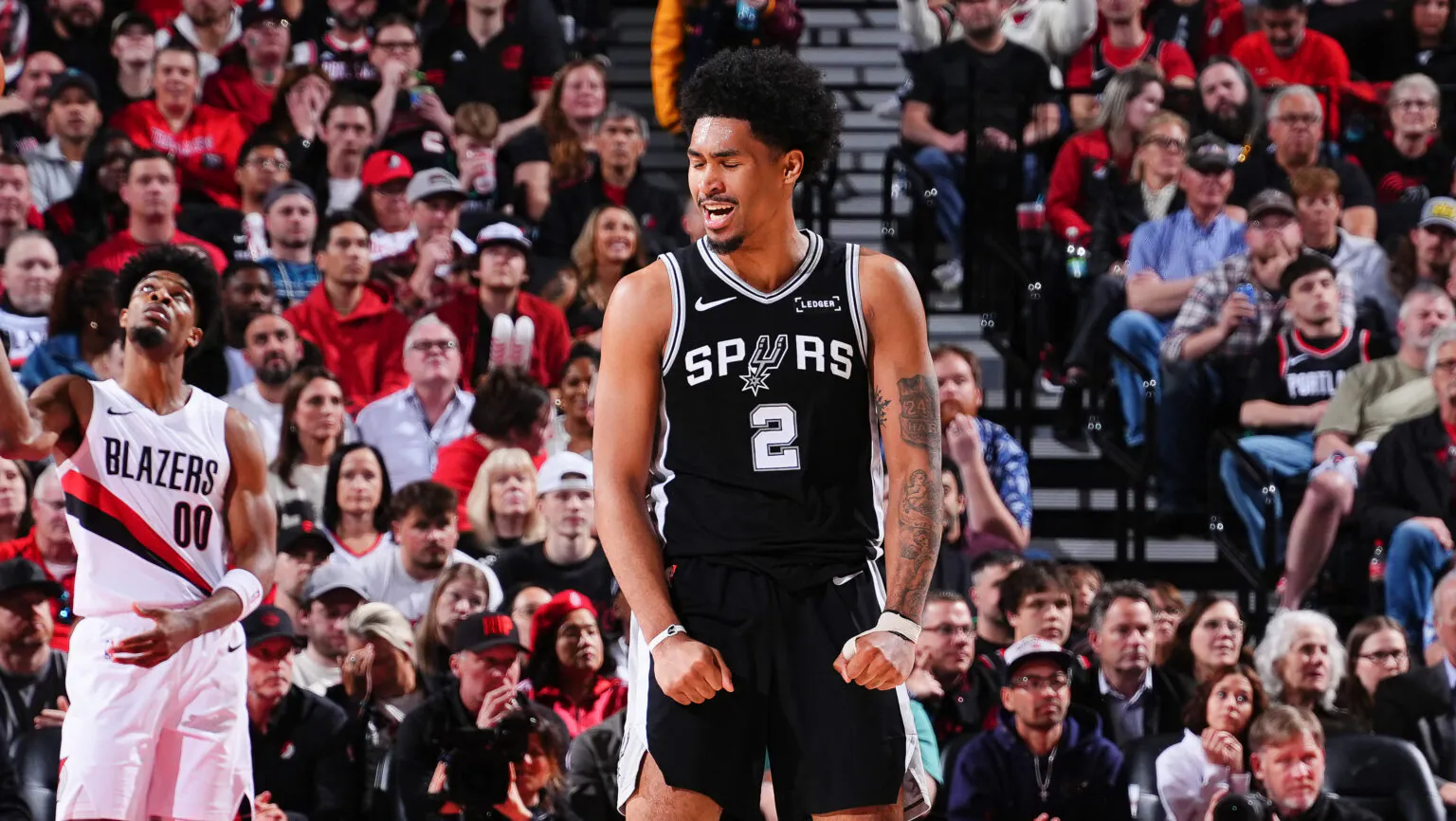 Dylan Harper bersinar dengan mencetak 27 poin saat Spurs memenangkan game 3 melawan Portland. (Foto/NBA)