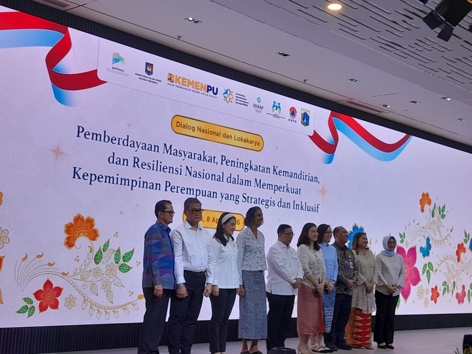Sejumlah wakil menteri berbicara tentang peran perempuan dalam pembangunan nasional. (BeritaNasional/ami)
