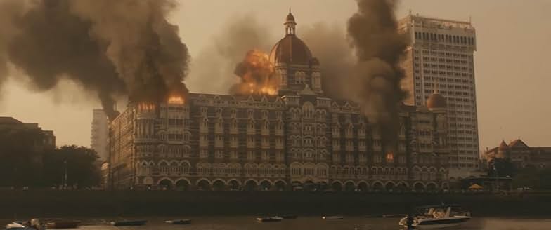 Taj Mahal Hotel Palace India dalam Film Hotel Mumbai. (BeritaNasional/Thunder Road Pictures)