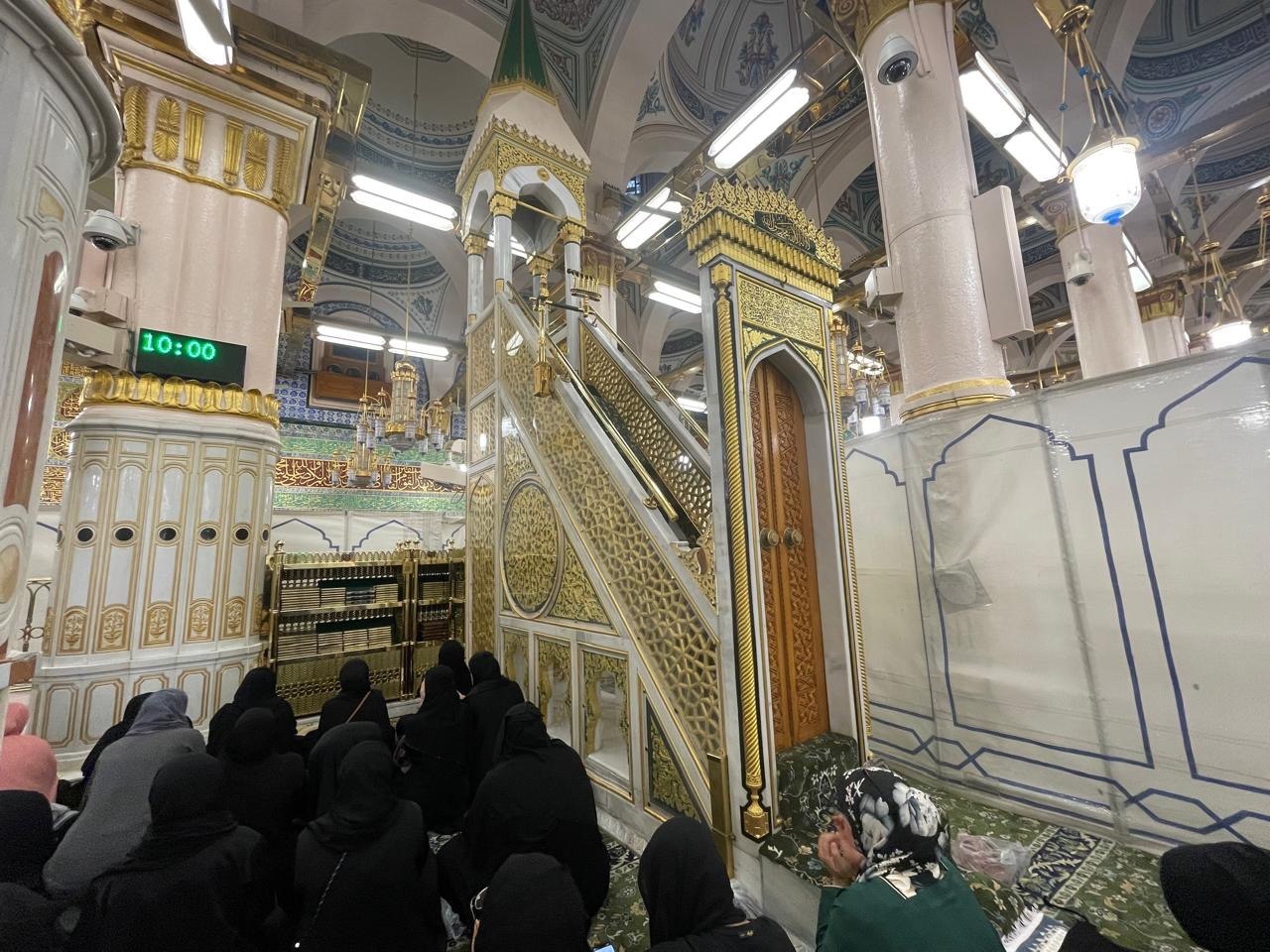 Jemaah haji Indonesia untuk mewaspadai berbagai modus penipuan terkait akses masuk ke Raudhah di Masjid Nabawi. (Foto/Kemenhaj)