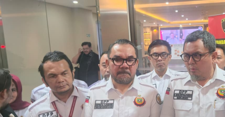 IKM) telah melaporkan Permadi Arya alias Abu Janda terkait dugaan ujaran kebencian bermuatan SARA ke Bareskrim Polri. (Bachtiarudin Alam)