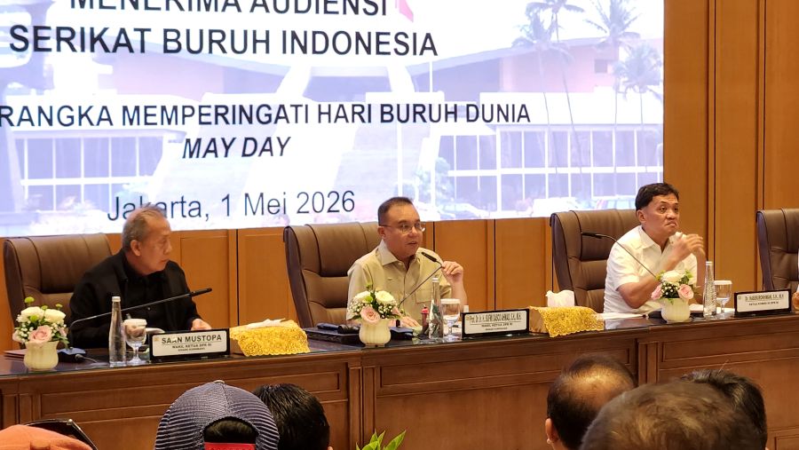 DPR RI terima perwakilan buruh dalam momentum May Day 2026. (BeritaNasional/Panji Septo)