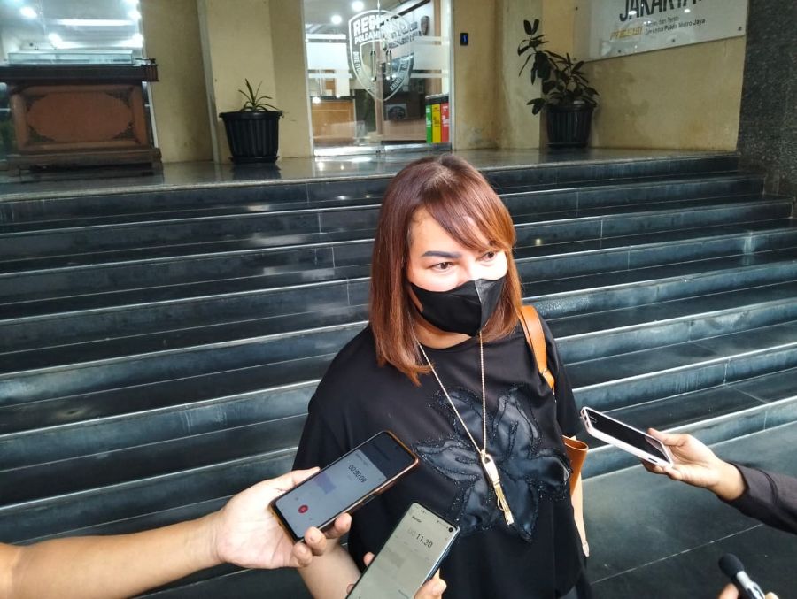Linda Susanti, saksi dalam perkara dugaan korupsi mantan Sekretaris Mahkamah Agung. (BeritaNasional/Bachtiarudin Alam)