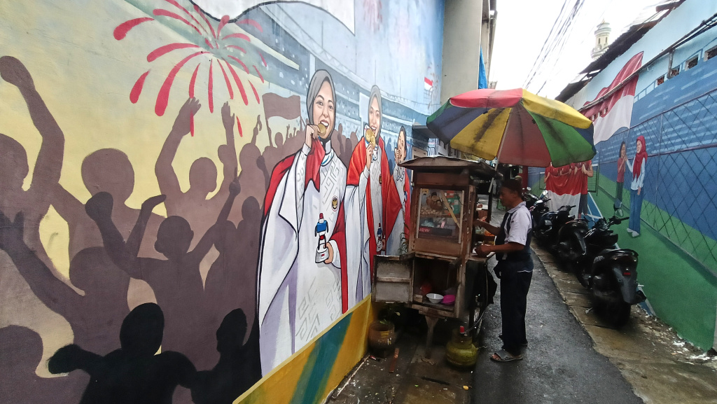 Suasana di perkampungan Menteng Jaya, Jakarta, Minggu (26/6/2026).  (Beritanasional.com/Oke Atmaja)