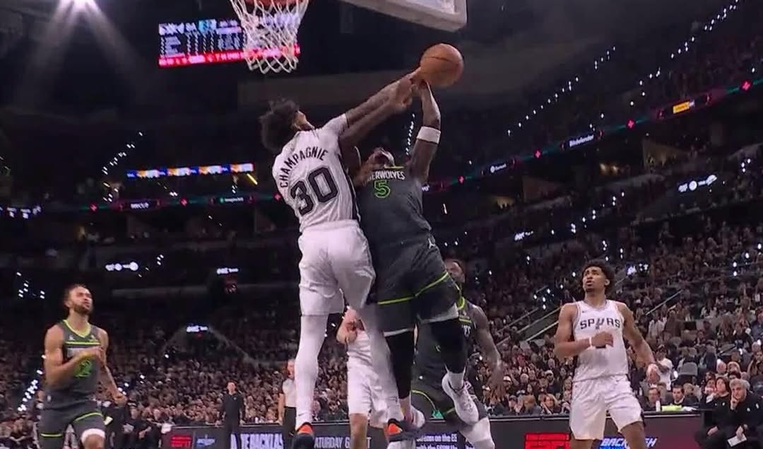 Laga Spurs vs Timberwolves. (Foto/Instagram NBA)