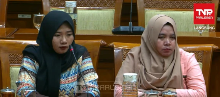Mantan ART Rien, Herawati (berkerudung hitam) bersama bersama pihak penyalur bertemu Komisi III DPR Jakarta. (BeritaNasional/dok TVParlemen)