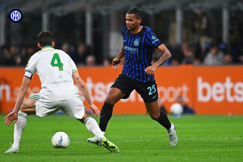 Bek pinjaman Inter Milan Manuel Akanji (kanan). (Foto/Instagram Manuel Akanji)