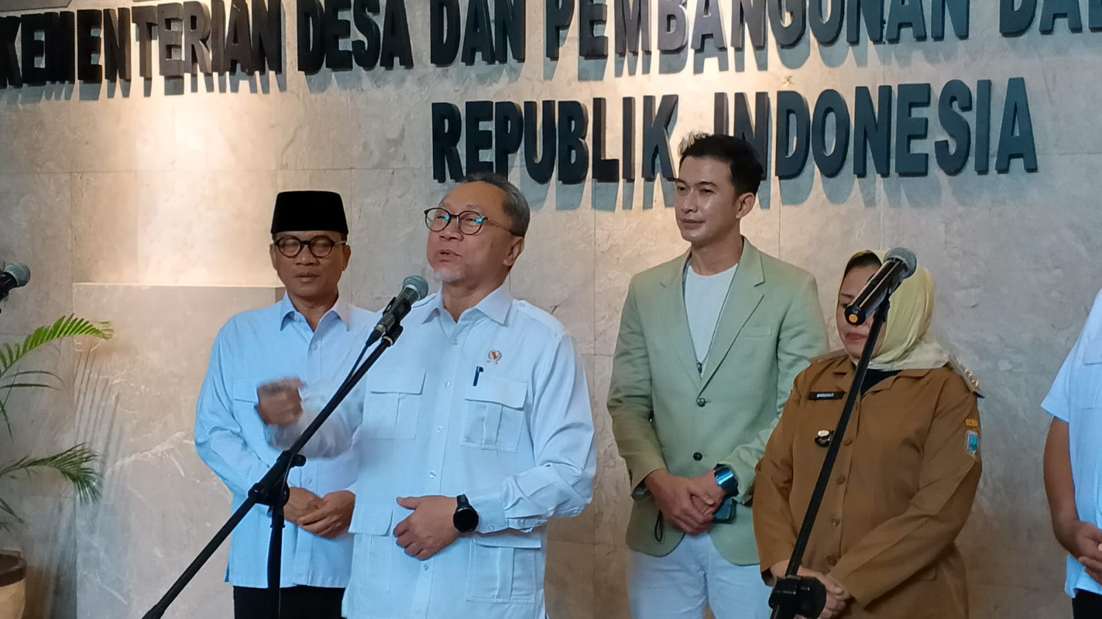Menko Pangan Zulkifli Hasan (Zulhas) saat konferensi pers. (BeritaNasional/Hamdi)