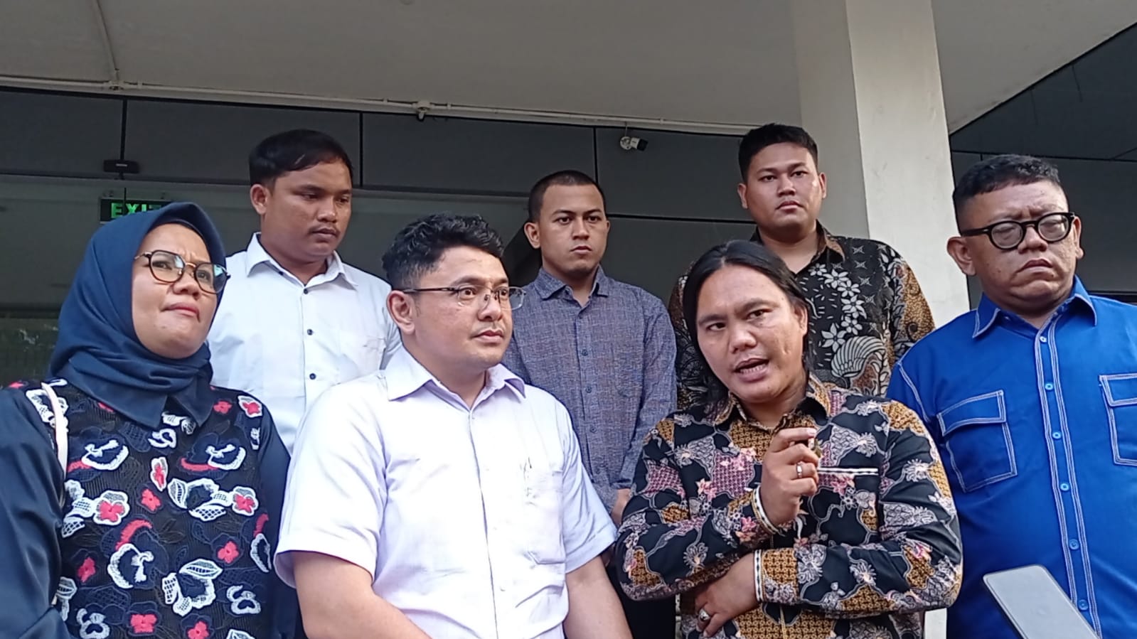 Pasangan Suami Istri (Pasutri) warga Jakarta Barat (Jakbar), Muh Ihsan Yamin melayangkan laporan polisi setelah namanya serta tanda tangan istrinya St. Luthfiani diduga dipalsukan. (Foto/istimewa)