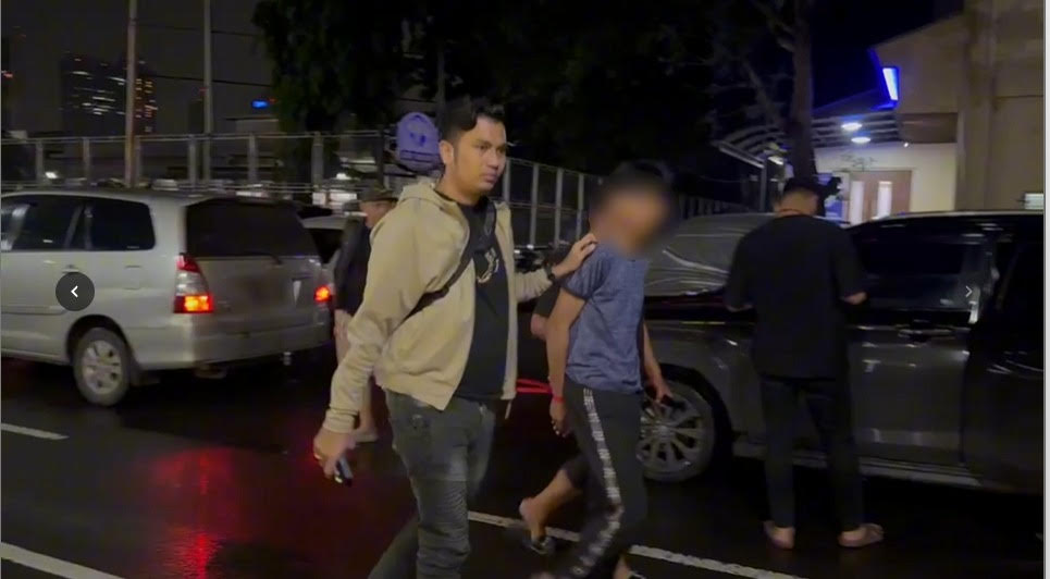 Polisi meringkus pelaku pembacokan pegawai toko roti di Cengkareng, Jakbar. (Foto/Ist)