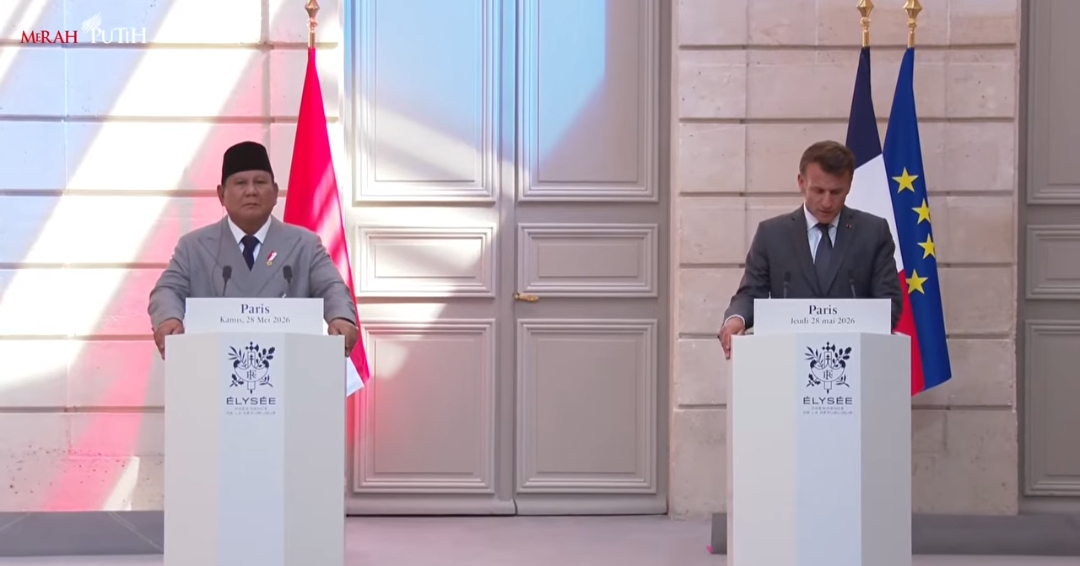 Presiden Prabowo Subianto (kiri) saat berpidato di Istana Elysee, Paris, Prancis. (Foto/YouTube Setpres)