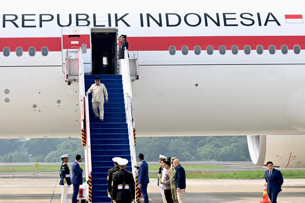 Presiden Republik Indonesia Prabowo Subianto tiba di Tanah Air pada Sabtu, (30/3/2026), usai menyelesaikan rangkaian kunjungan resmi kenegaraan di Paris, Republik Prancis. (BeritaNasional/Elvis/HO Biro Pers Istana/Cahyo)