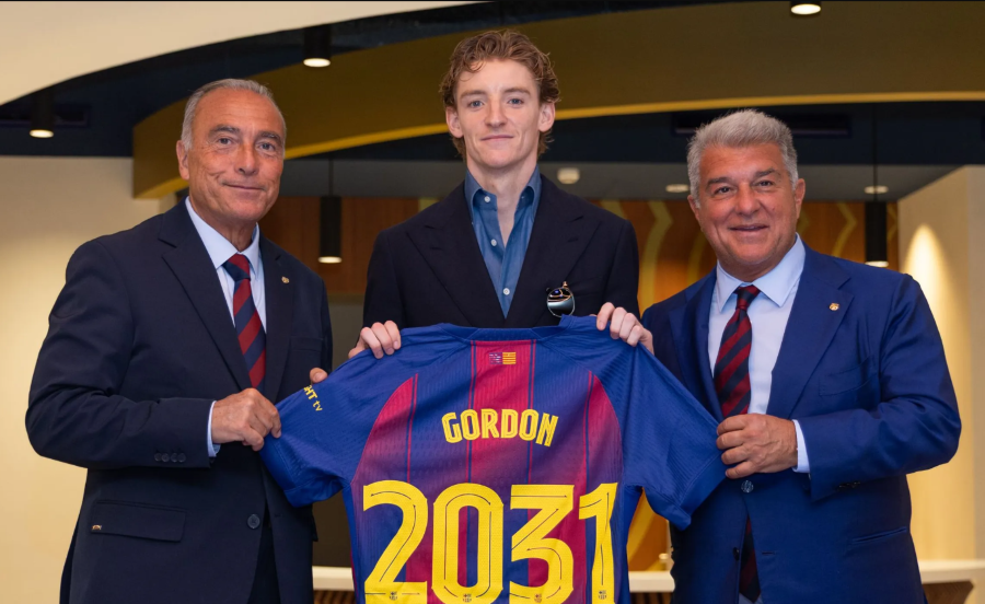 Anthony Gordon gabung Barcelona. (Foto/doc. Barca)